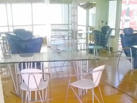 Oficina 4 ambientes con 2 baños