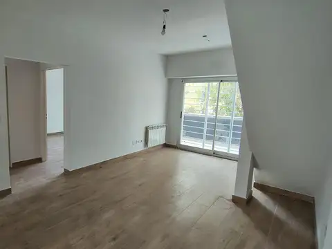 PH 3 AMBIENTES A ESTRENAR FRENTE C/BCON Y TERRAZA PROP.