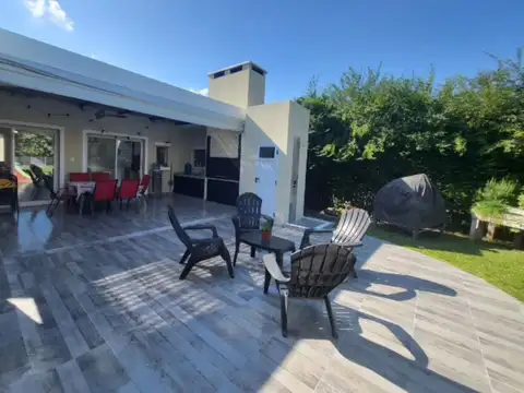 Casa en Venta de 4 dormitorios