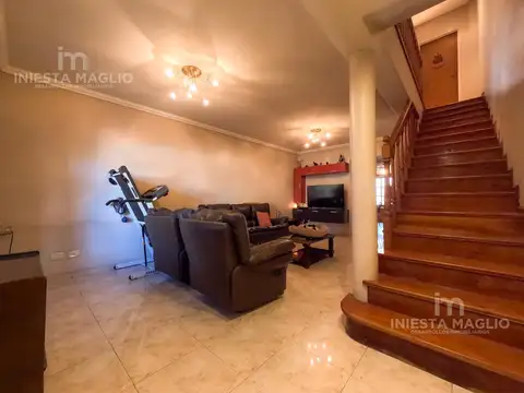 Depto Tipo Casa en Venta de 3 dormitorios