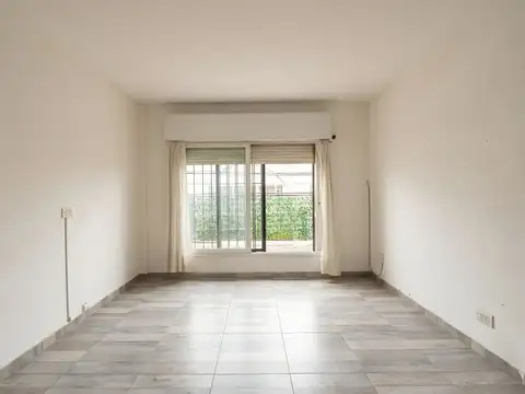 Carlos Casares 800, Piso 1