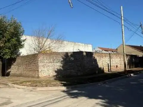 Maximo Paz y Pasteur