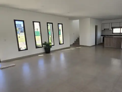 Casa en alquiler en Barrio Cerrado El Aljibe, Manzanares, Pilar, GBA NORTE