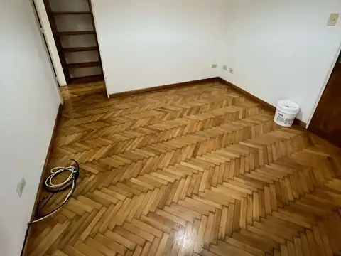 Excelente 2 ambientes muy bien ubicado