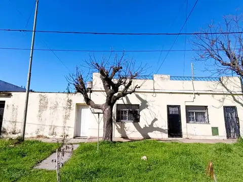 Casa con local en Lomas de zamora, Apta crédito