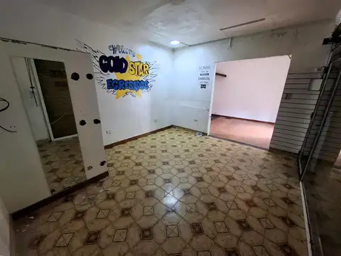 Local en Alquiler Via Pública
