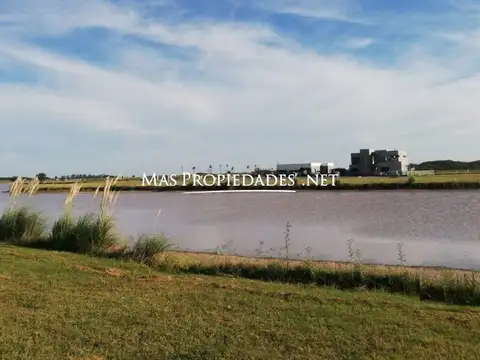 Venta Terreno / Lote a la laguna en Santa Clara al Sur Canning