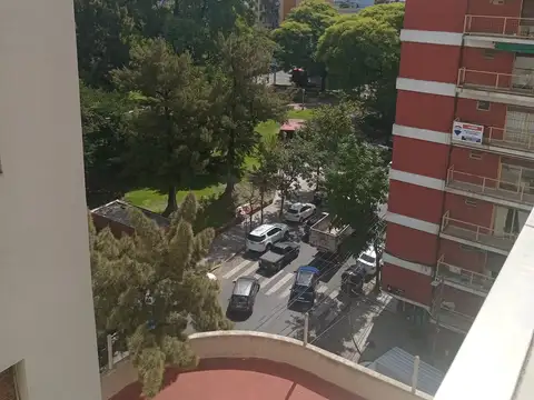 Departamento en Alquiler en Parque Chacabuco, $ 550.000