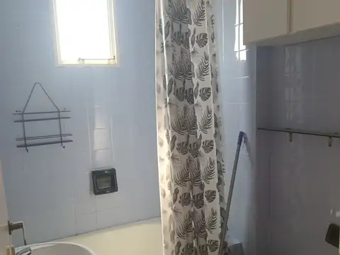 2 Ambientes con balcon con hermosa vista al Parque