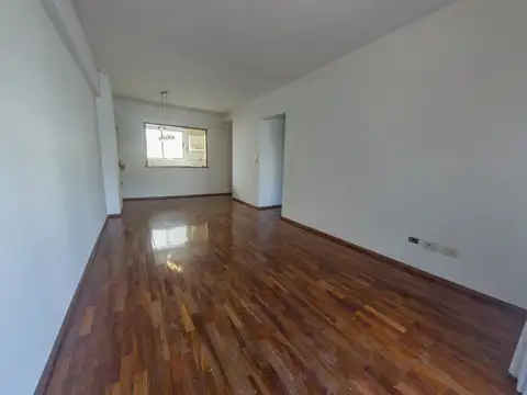 Av. Lope de Vega al 1100