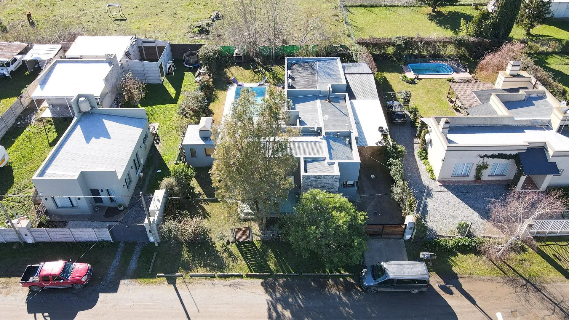VENTA AMPLIA CASA ZONA LA RURAL TANDIL
