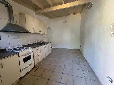 Depto Tipo Casa en Alquiler de 2 dormitorios