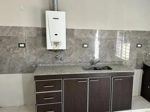 Galpon en Venta 27  mts Fondo