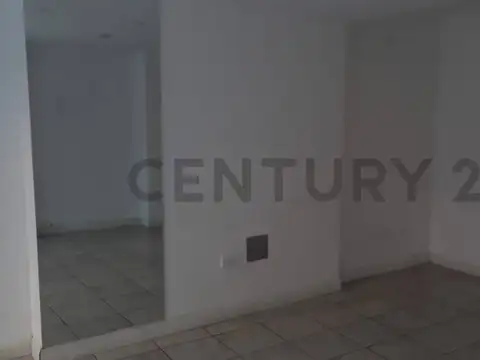 Local en ventan - Ciudad Mendoza