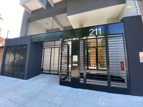 Lugones 211 (Cubierta)