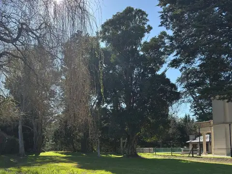 Lote en Venta en Abril Club de Campo