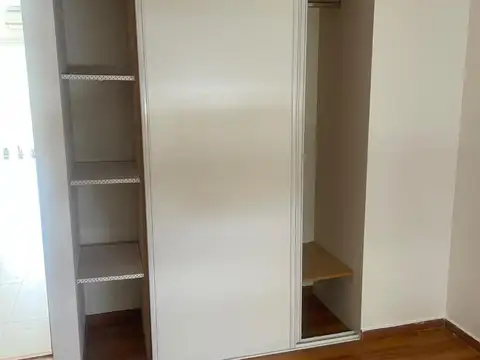 Departamento en Alquiler en Zárate, $ 550.000