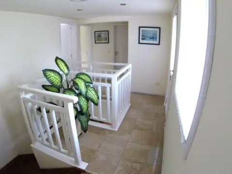 Casa en Alquiler de 3 dormitorios