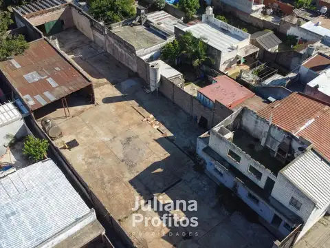 Galpón en Bernal Oeste