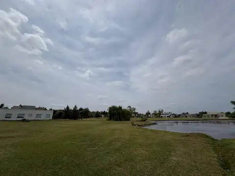 VENTA LOTE 840M2 CASUARINAS CLUB DE CAMPO PILAR