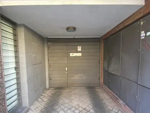 Venta Cochera  En Lourdes  