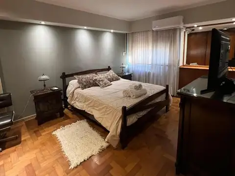 Departamento 6 ambientes con 2 baños