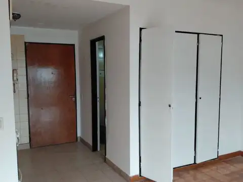 Departamento en Alquiler en Avellaneda, $ 400.000