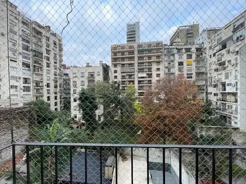 VENTA Recoleta Dos domitorios y dep COCHERA