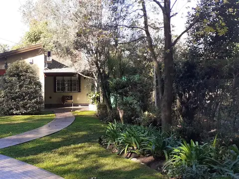 Espectacular Casa Quinta En Francisco Alvarez
