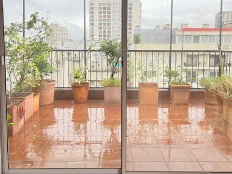 Semipiso con Balcon Terraza y cochera