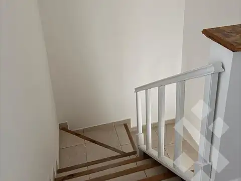 VENTA DUPLEX 3 DORMITORIOS - B° RINCÓN LINDO, CIPOLLETTI