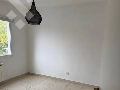 Depto Tipo Casa en Venta de 5 ambientes