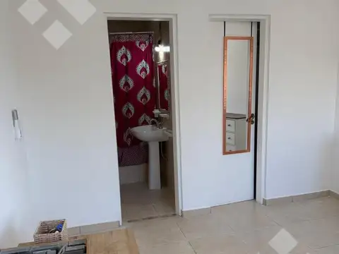 Depto Tipo Casa en Venta en Cipolletti, USD 215.000