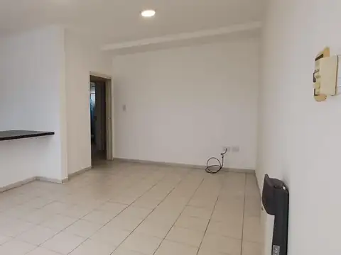 Departamento en Alquiler en Central Cordoba, $ 450.000