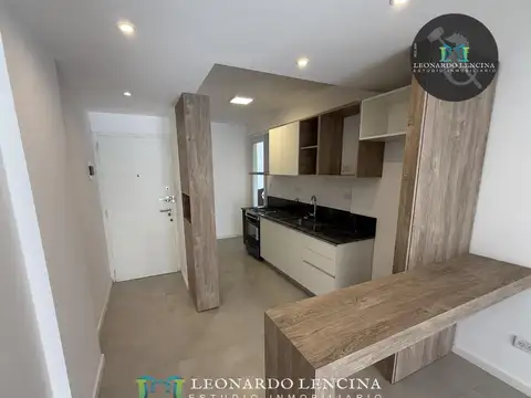 DEPARTAMENTO 3 AMB + DEPENDENCIA + PATIO + BALCON AL FRENTE