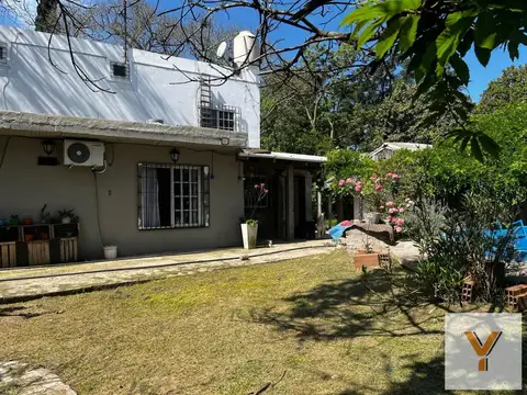 Casa en venta - 5 Dormitorios 1 Baño - La Matanza