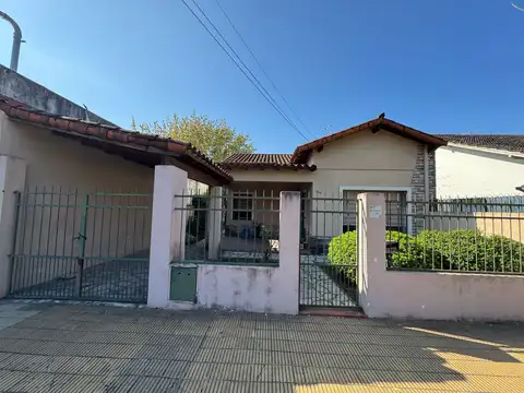 dr mariano moreno 1300