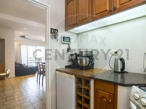 PH - Departamento en venta con terraza - LA PLATA