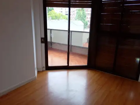 Departamento en Venta en Acassuso Vias  /  Santa Fe, USD 250.000