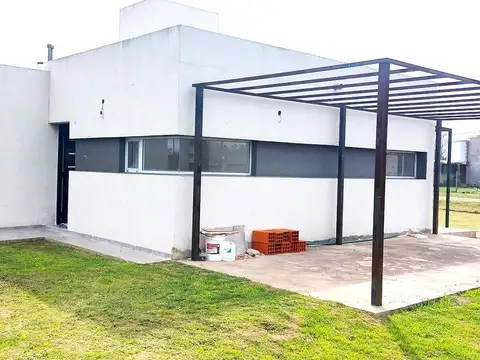 Casa - Roldán - 2 dormitorios