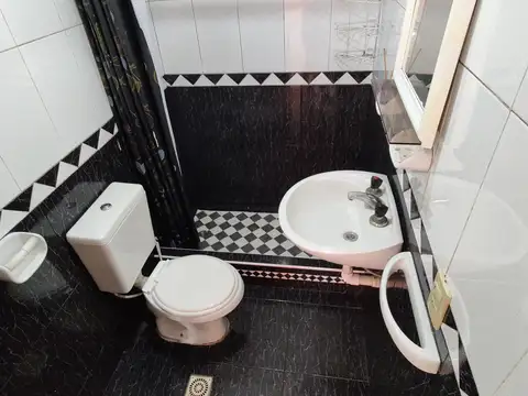 Depto Tipo Casa en Alquiler de 1 dormitorio