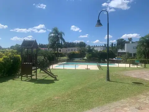 BARRANCAS SANTA MARIA casa barrio cerrado 3 dorms pileta