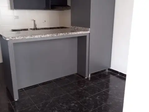 Departamento en Venta en Villa Luzuriaga, USD 50.000