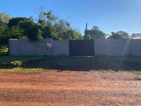 (V98) Amplio lote en Itaembé Miní
