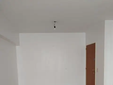 2 AMB. CON BALCON EXC. ESTADO fte parque RIVADAVIA 49 M2. AIRE ACONDICIONADO ESTUFA TIRO BALANCEADO PUERTA BLINDADA