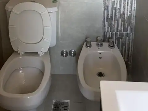 Castellanos 409 , Piso 4