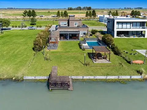 Casa en Venta de 4 dormitorios