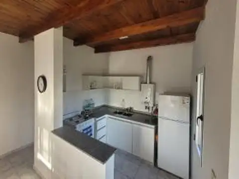 Casa en Alquiler con 1 cochera