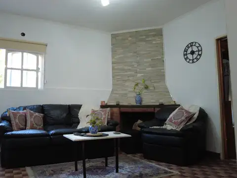 Depto Tipo Casa en Venta de 5 ambientes