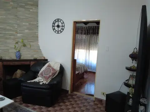 Depto Tipo Casa en Venta de 4 dormitorios